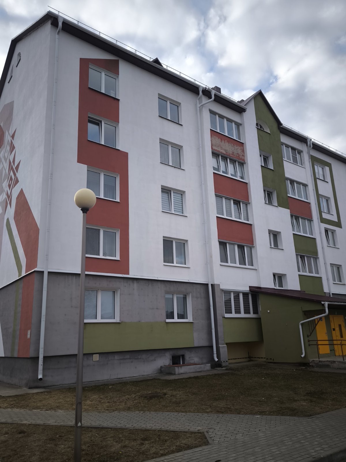 Остекление многоквартирного дома